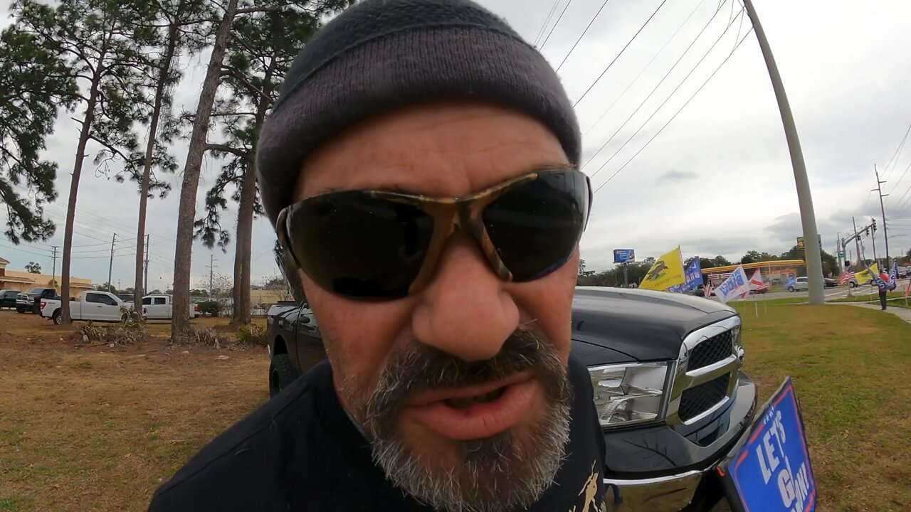 Joe Rogan vs the media and the Lefty elites.