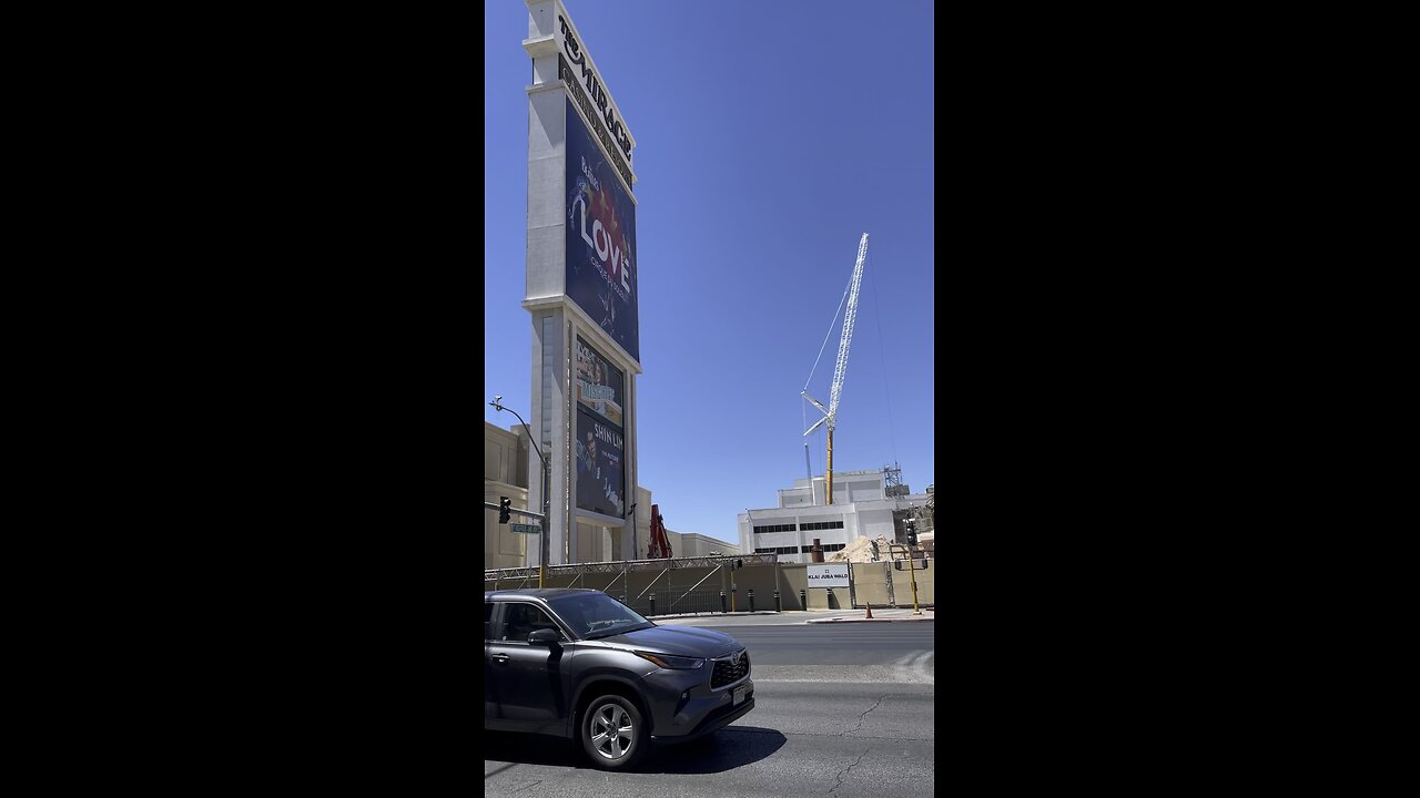 MIRAGE CASINO UNDERGOES DEMOLITION