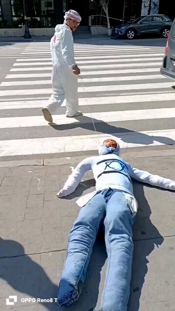 Would you do this if you came from such a "Religion of peace"? I say Religion of Piss!