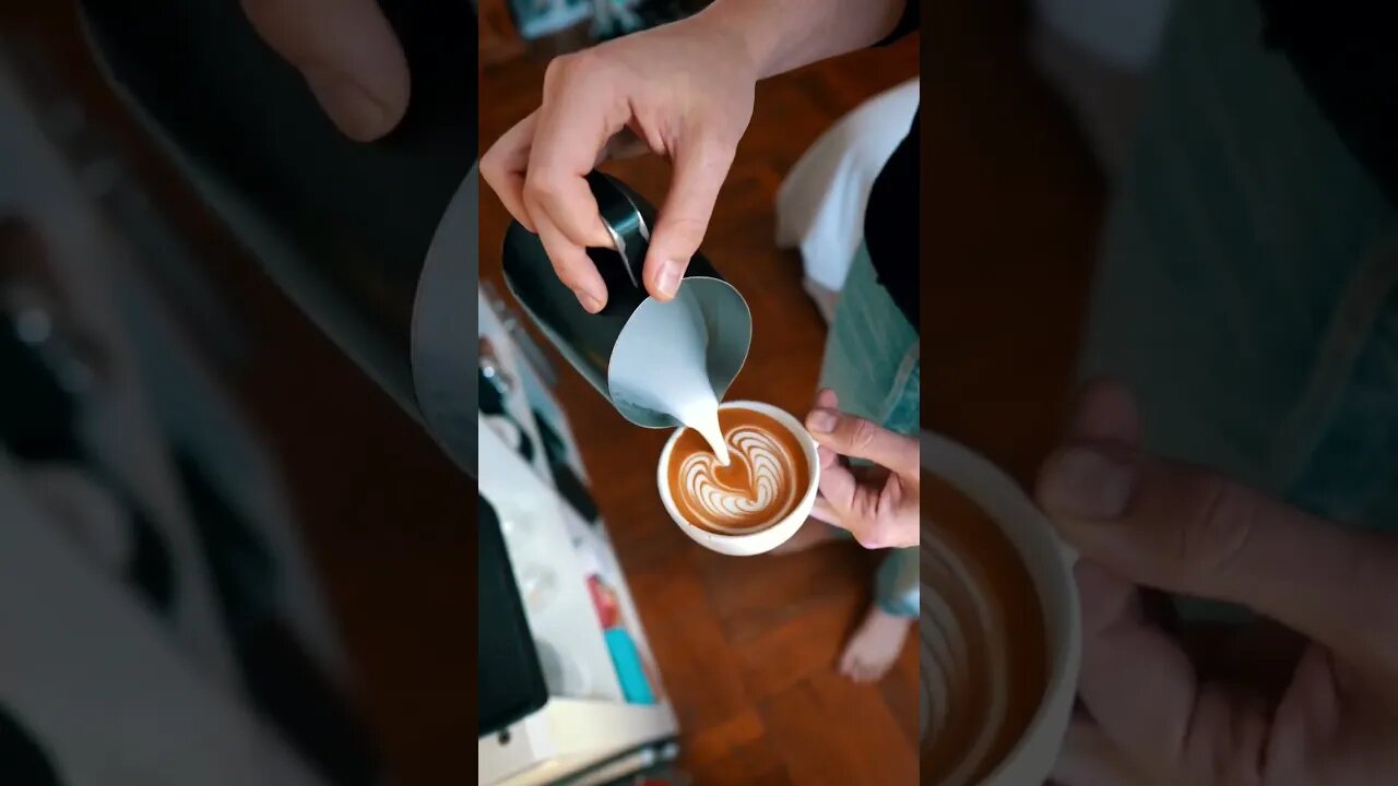 Magic Latte Art Trick