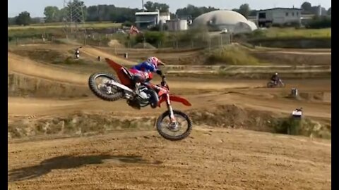 MOTOCROSS