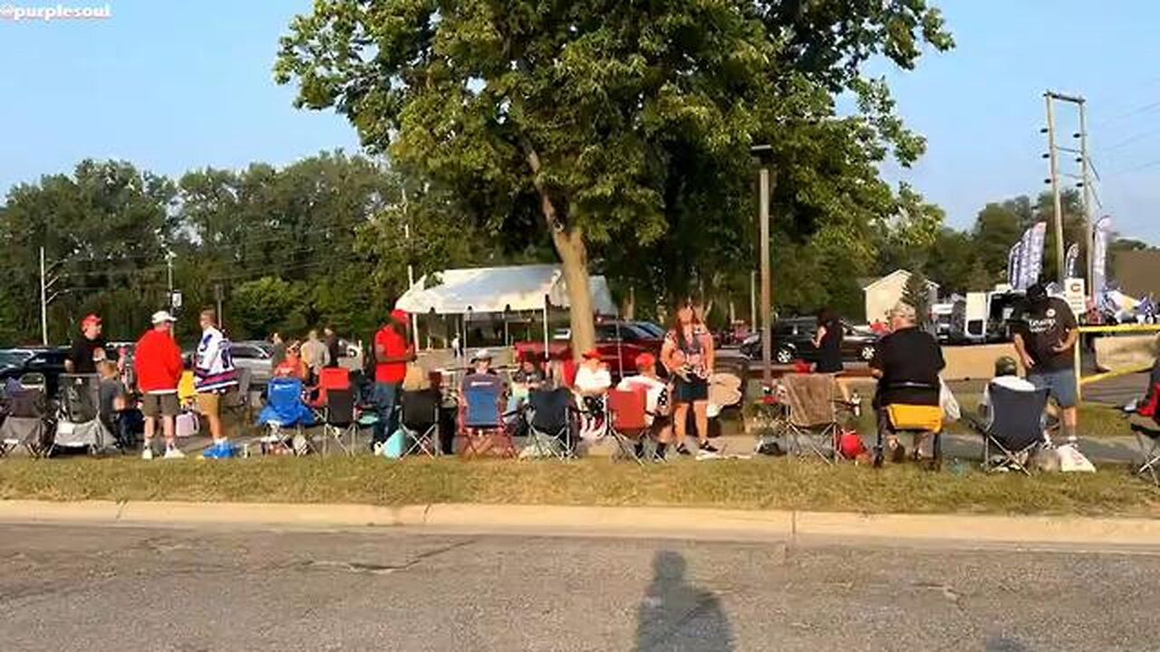 Massive queues for the Trump Rally in St. Cloud, Minnesota.