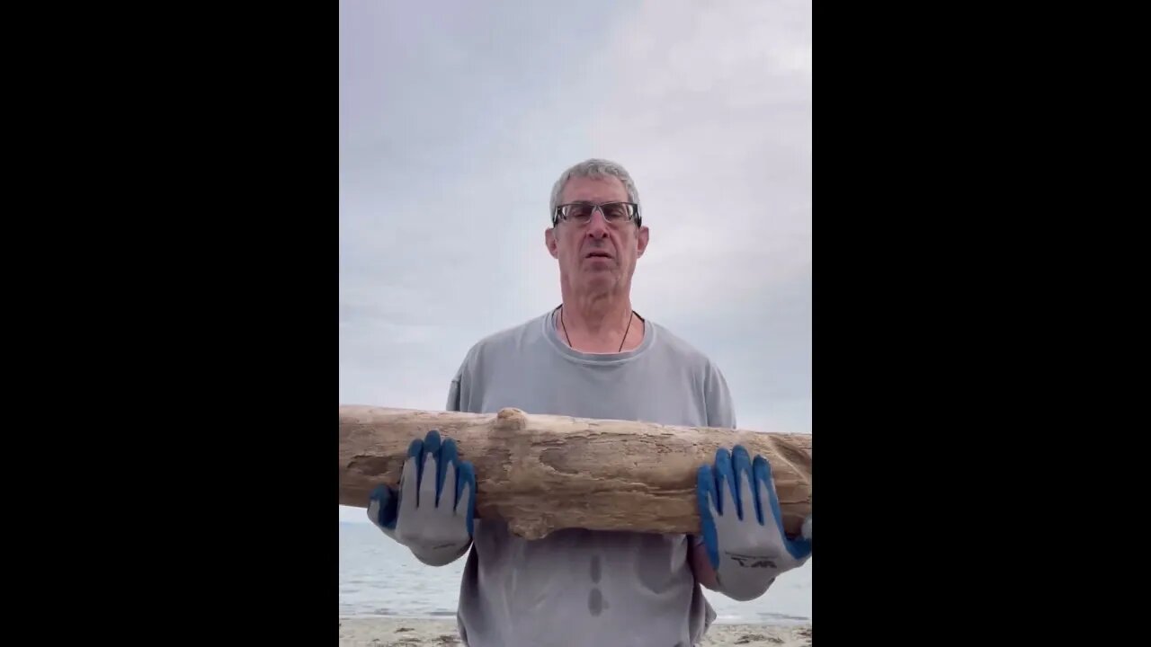 Brooks Kubik - Even More Fun WIth Logs: Iso Curls #brookskubik #oldmanstrength