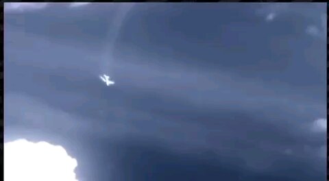 Nothing to see here, leaked Government clip of 3 UFO’s making Malaysian A370 disappear entirely