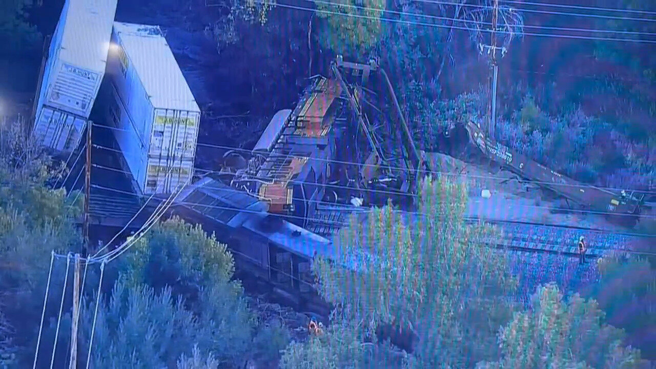 Major Crash Involving A BNSF Train And Several Train Cars In Boulder, Colorado