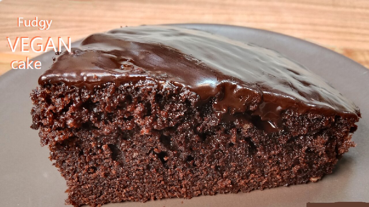 Moist, Fudgy Chocolate Cake | Simple Chocolate Cake | Vegan Cake | Easy, One Bowl Recipe |