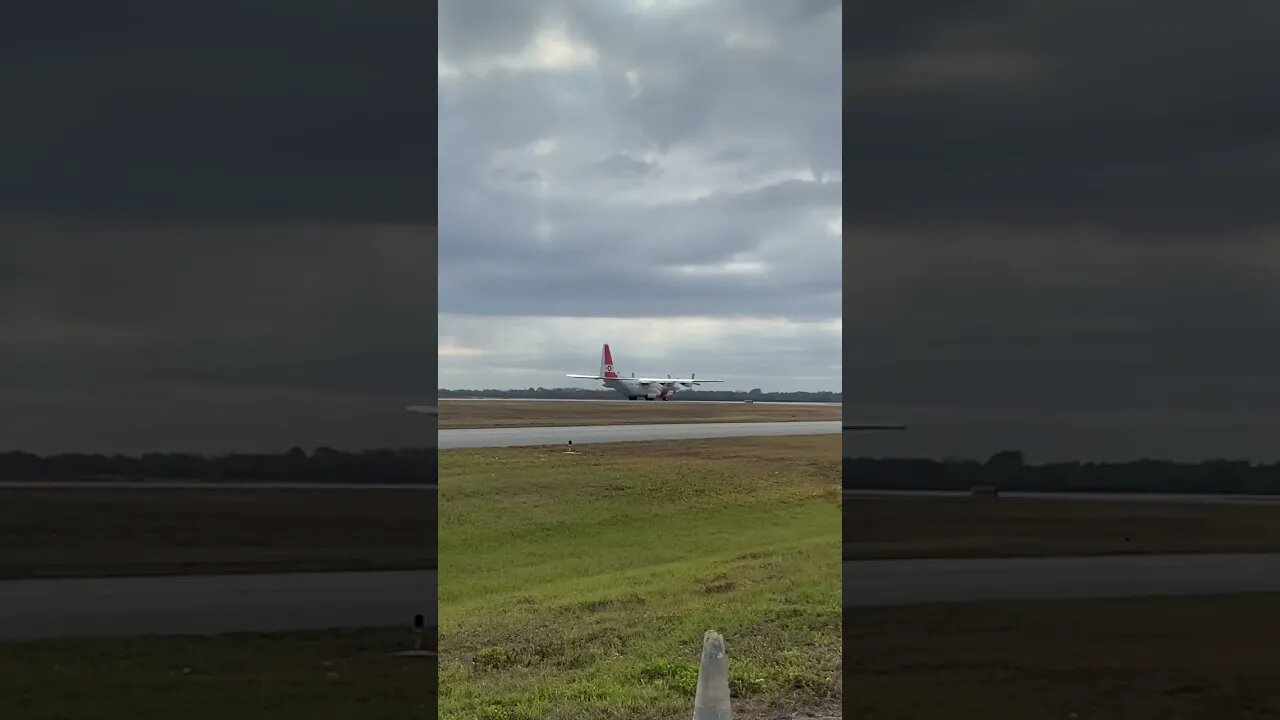 #aviationlover #airplanesdaily #airplane #flying #rcplanes #uscg #hercules #armedforces