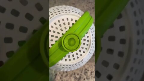 Amazon Spinning Colander! #amazonfinds #amazonfinds2023 #amazongadgets