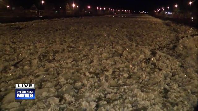 West Seneca, Buffalo crews clearing ice jam flooding