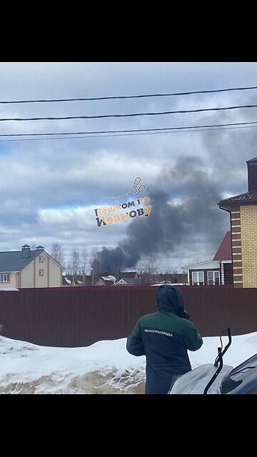 The burning Russian military transport aircraft Il-76 tried to escape at the P2