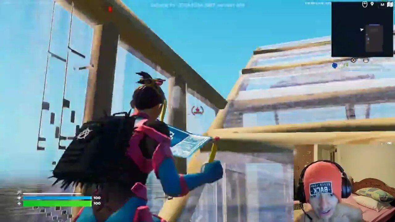 I played 1v1 fortnite wager while I was lagging..