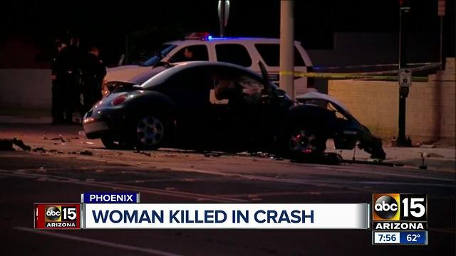 Woman dies after single car crash in Phoenix