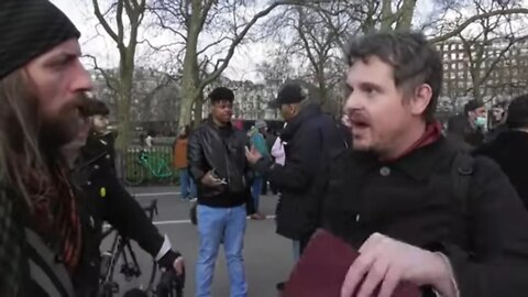 Bob Debates Lister on Socialism and Tommy Robinson #speakerscorner