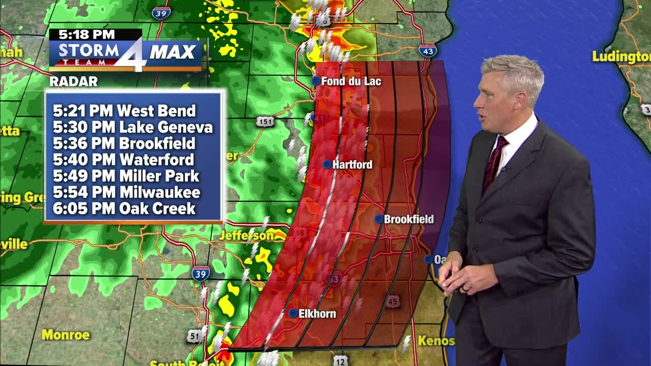 Storm warnings in effect in Waukesha, Milwaukee counties