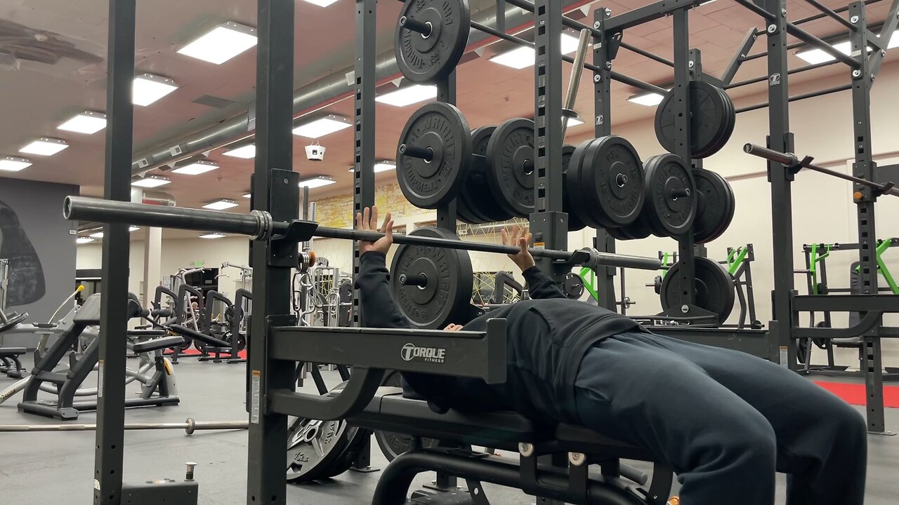 ROAD TO 225 BENCH! DAY 1