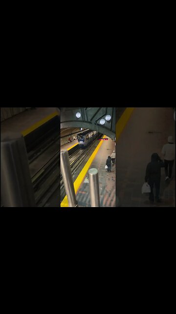 Montréal space like metro #montrealmetro #viralvideo #downtownmontreal