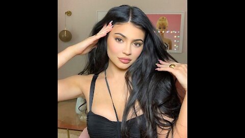 Kylie Jenner | House Tour 2019 | Inside Her 35 Million Dollar Mansion