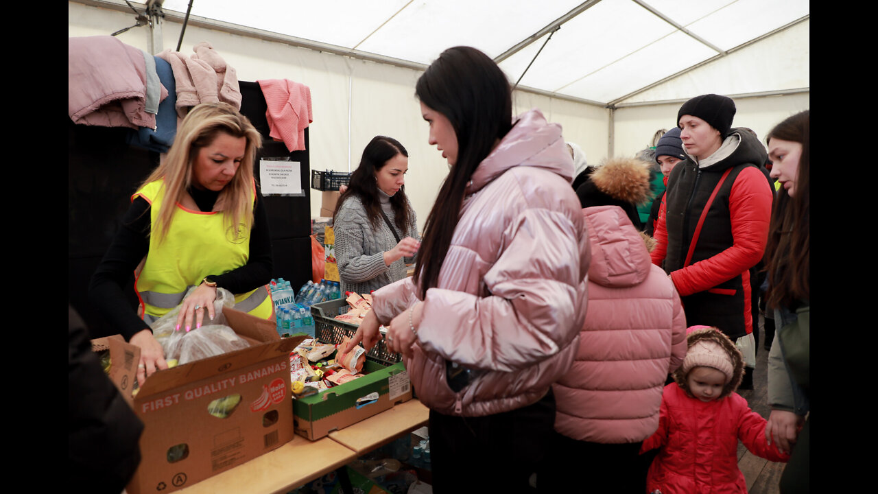 Ukrainians Are Met With Warmth Amid Anguish