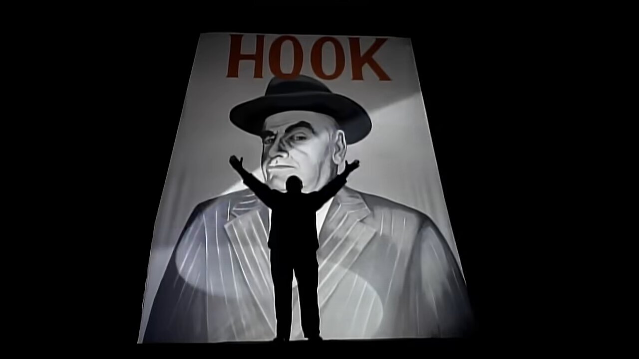 Trump Traveler - The Hook Brings You Back