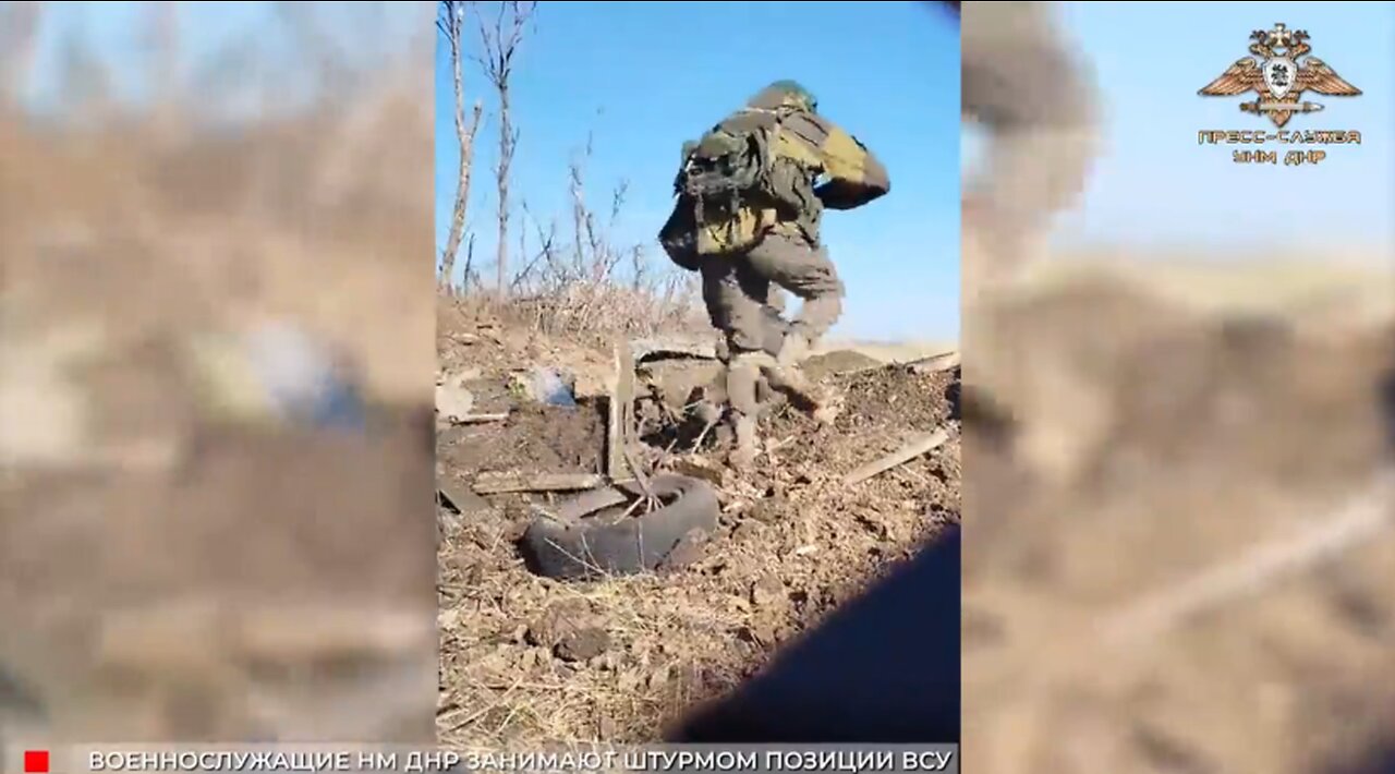 Russia, Donetsk People´s Republic: Trench battle