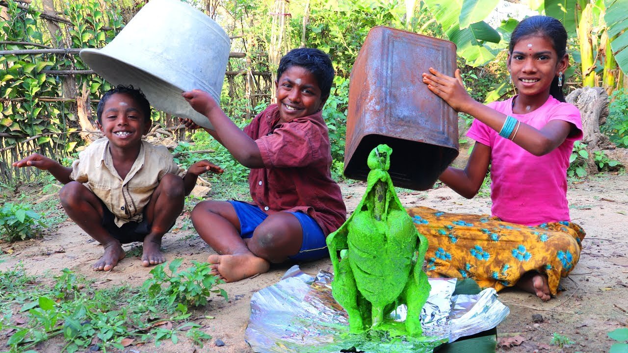 Full Green Chicken Tandoori | Bucket Grilled Chicken | Tin Chicken Tandoori | Village Fun Cooking