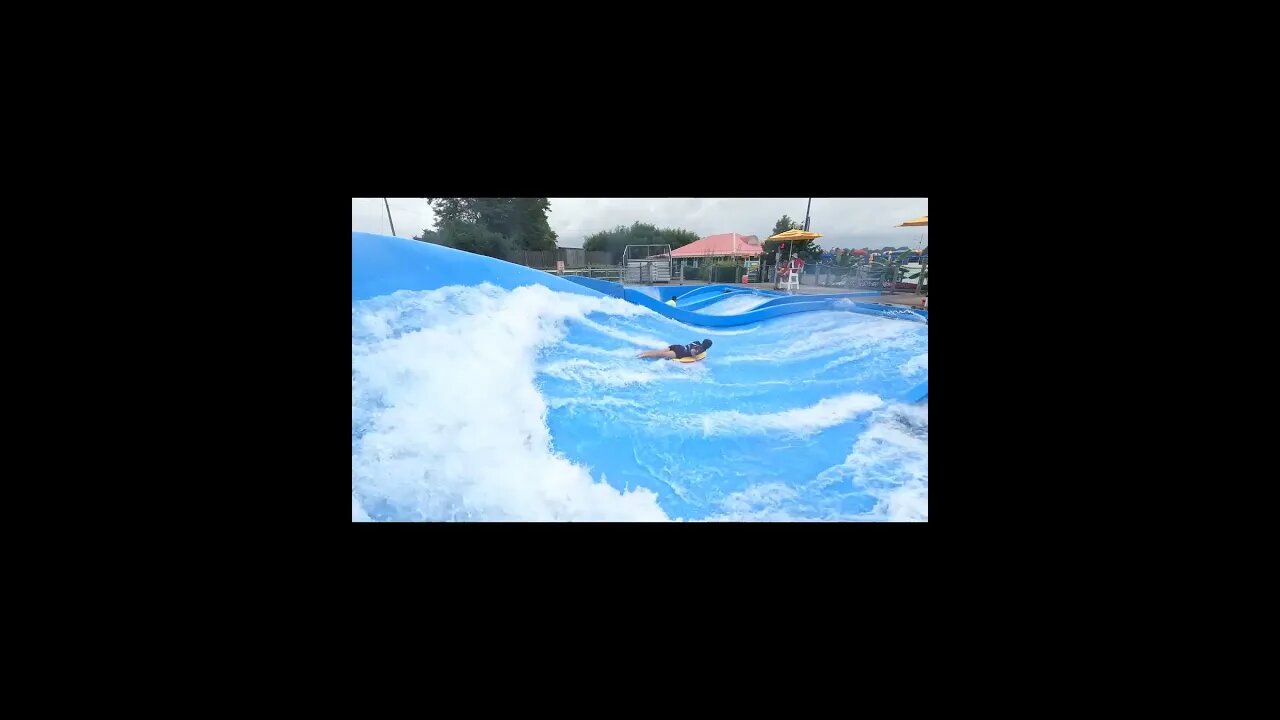 Flowrider - Annie at Soak City Kings Island 2022