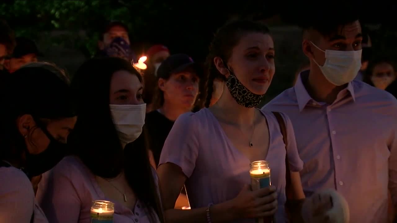 Friends and family gather to remember Bonnie Skinner, victim of fatal machete attack