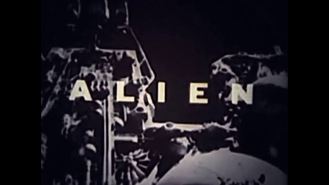 Alien (Super 8 Version)