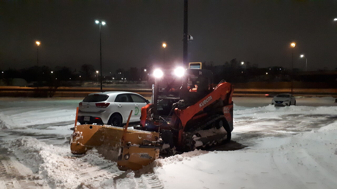 Work life January 18 2024 snow plow Uottawa Properties