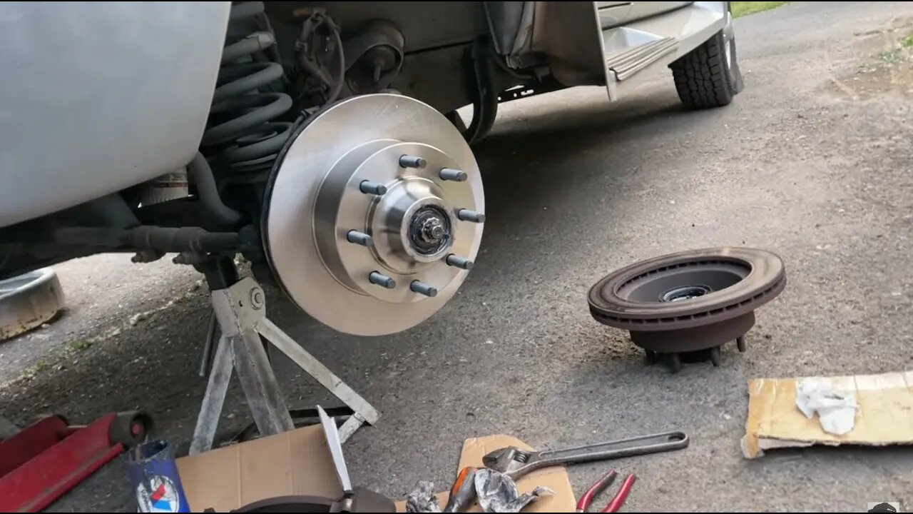 VLOG 565: PART 1 - new brakes!