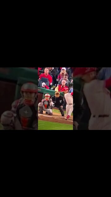 Phillies get 3 homeruns in first 2 innings to get 4-0 lead in game 3