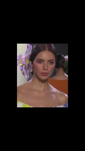 Chiara Boni Spring/Summer 2019 Collection