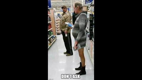 People Being Weird At Walmart