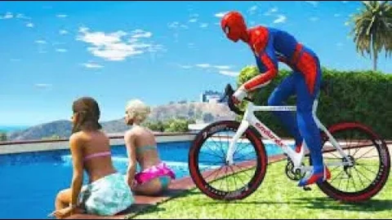 GTA 5 Water سوبرمان ، هالك ، الرجل الحديدي مقابل بدلات سبايدرمان | SUPERHEROES Racing Challenge