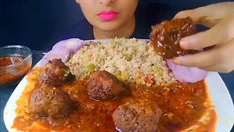 Eating meat boll rice 🍚 mukbang show