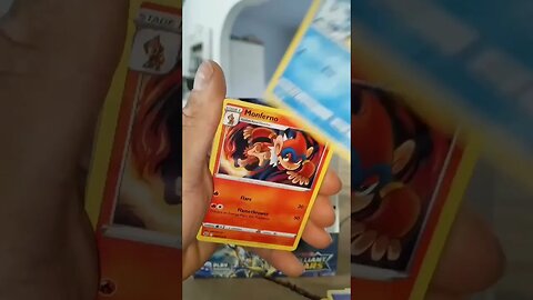 Abrindo um booster de astros cintilantes #pokemon #pokemontcg #short