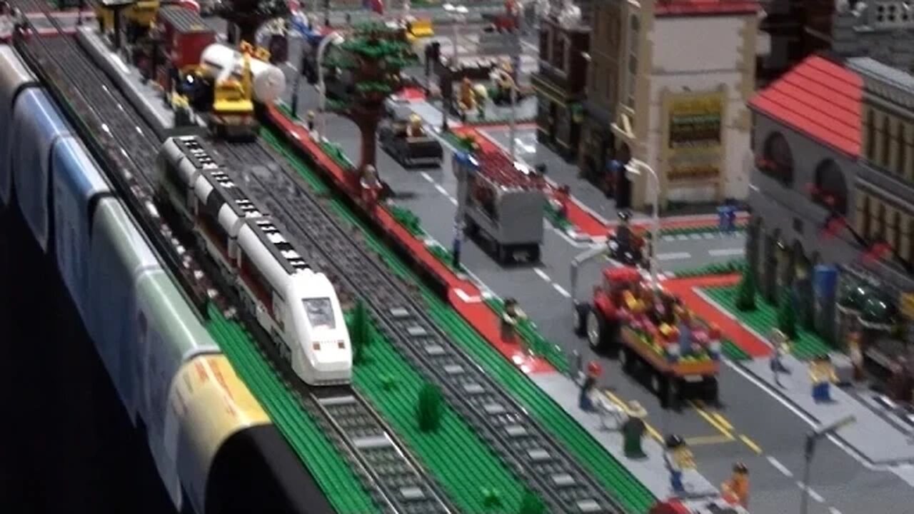 Lego 7879 ICE Lego Train at LegoWorld 2013