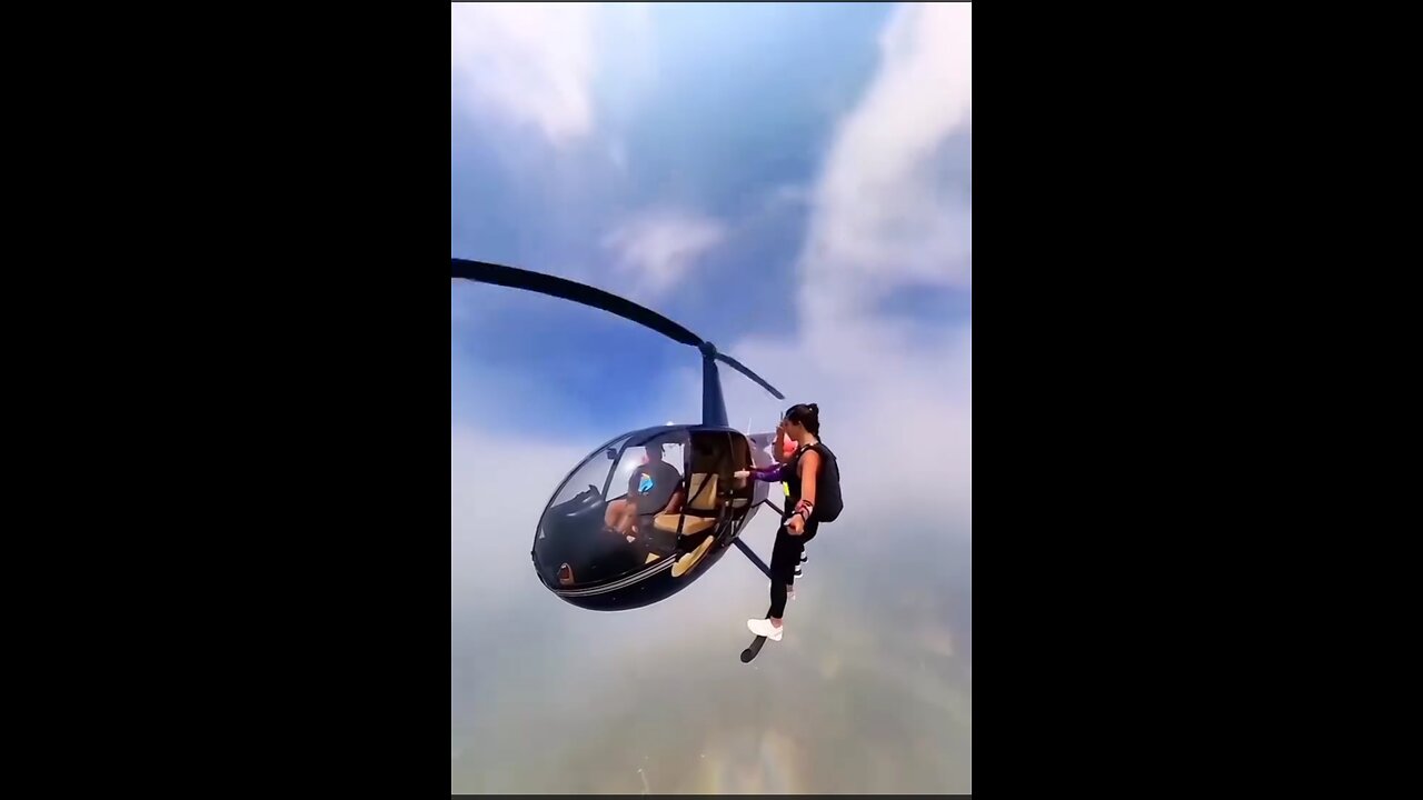 Extreme sports skydiving 🪂