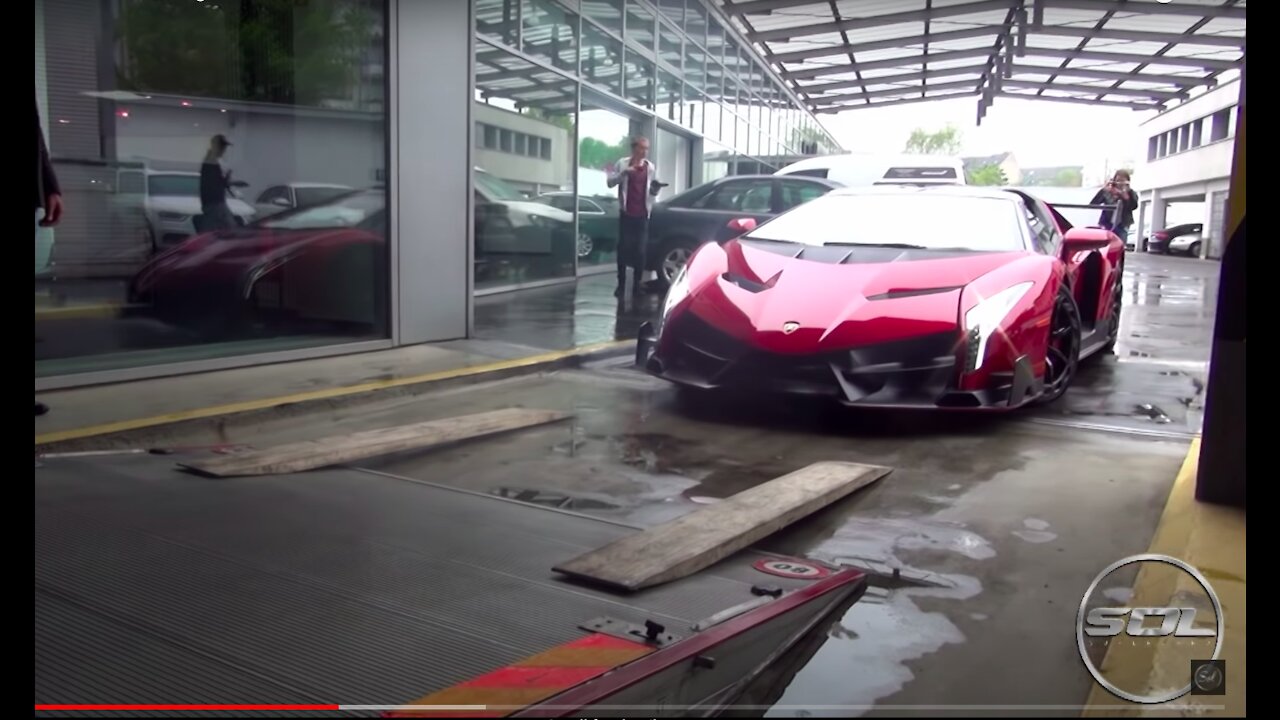 THIS IS CRAZY! A STOLEN 3.4 Million Lamborghini Veneno Roadster: SPACESHIP SUPERCAR!