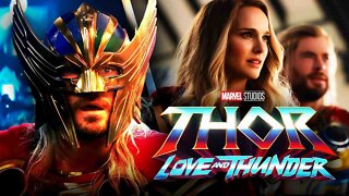 Will Natalie Portman Replace Chris Hemsworth as Thor? Marvel Director Responds