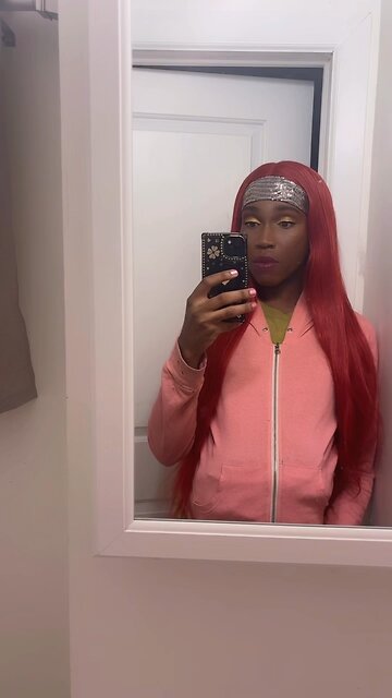 Transgender Woman Is Pregnant & About To Give Birth