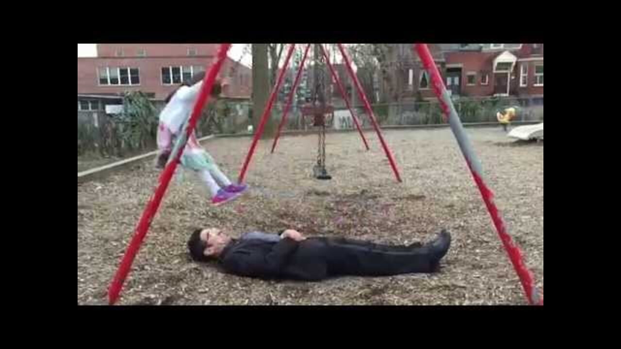 Awesome dad perfects swing stunt at the park