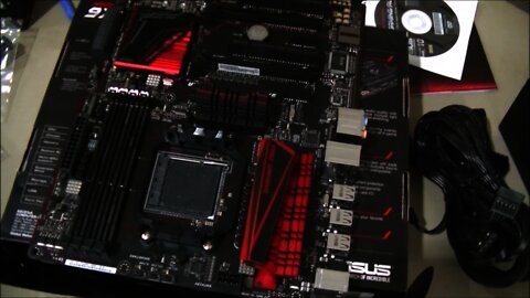 ASUS 970 PRO GAMING AURA uboxing