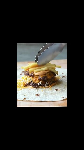 New Burger With Roti #ytshorts #shorts #Food #Streetfood #UpFoodReview
