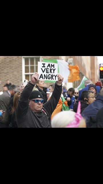 Ireland is Rising - Globalist-loving politicians confronted in Ireland