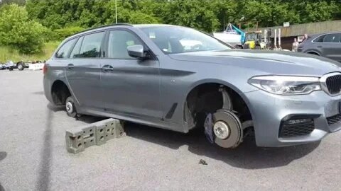 Stolen wheels on a BMW 530d xDrive, welcome to Sweden :(