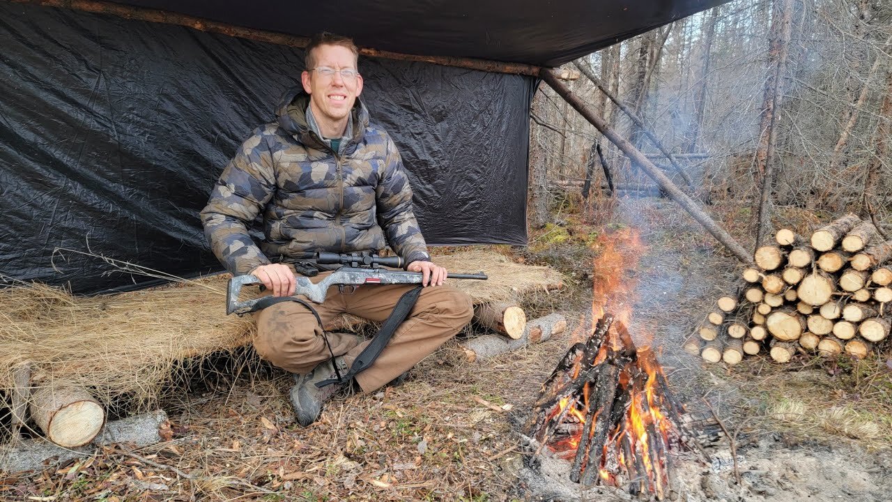 Bushcraft Camping with Coyotes & Hunting My Dinner