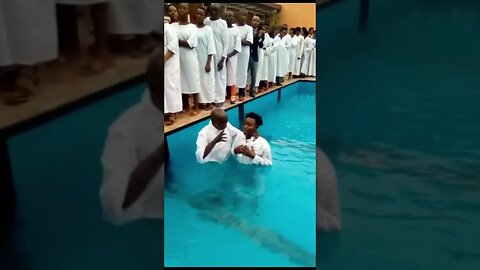 Who’s more wrong in this failed baptism attempt? 🤣🤣 #shorts #baptism