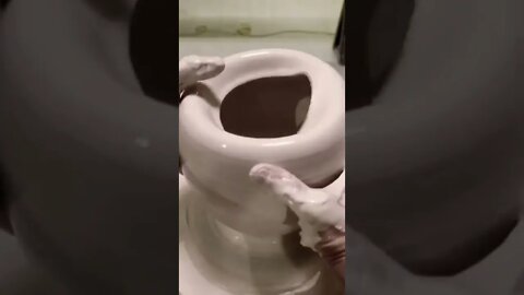 Reverse pottery