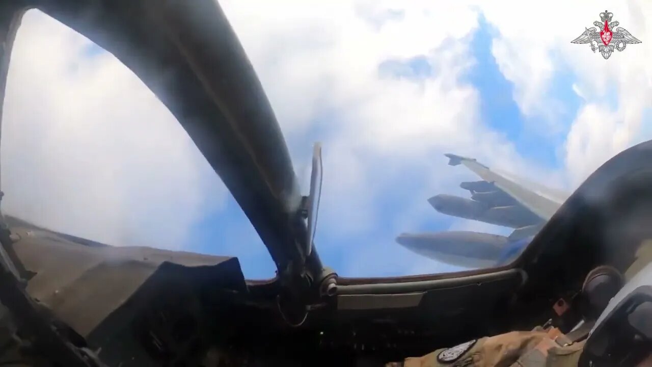 Russian Su-25 attacks Ukrainian targets